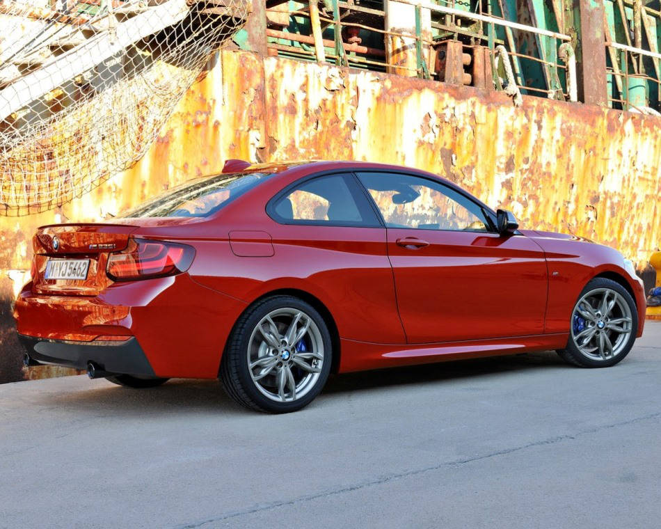 foto-kupe-BMW-M235i-Coupe-2014.jpg